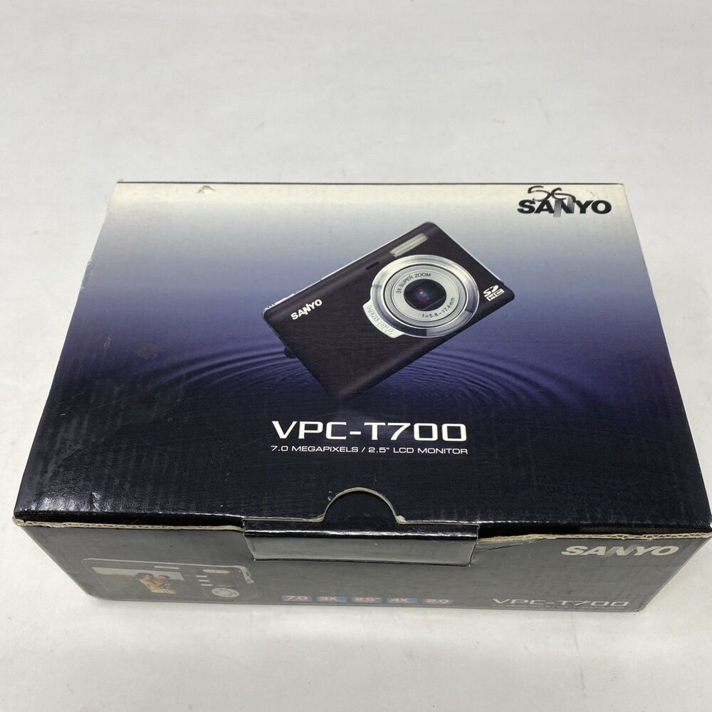 Sanyo Digital Camera VPC T700 7.0MP Black With Charger Manual & 16 GB SD Card